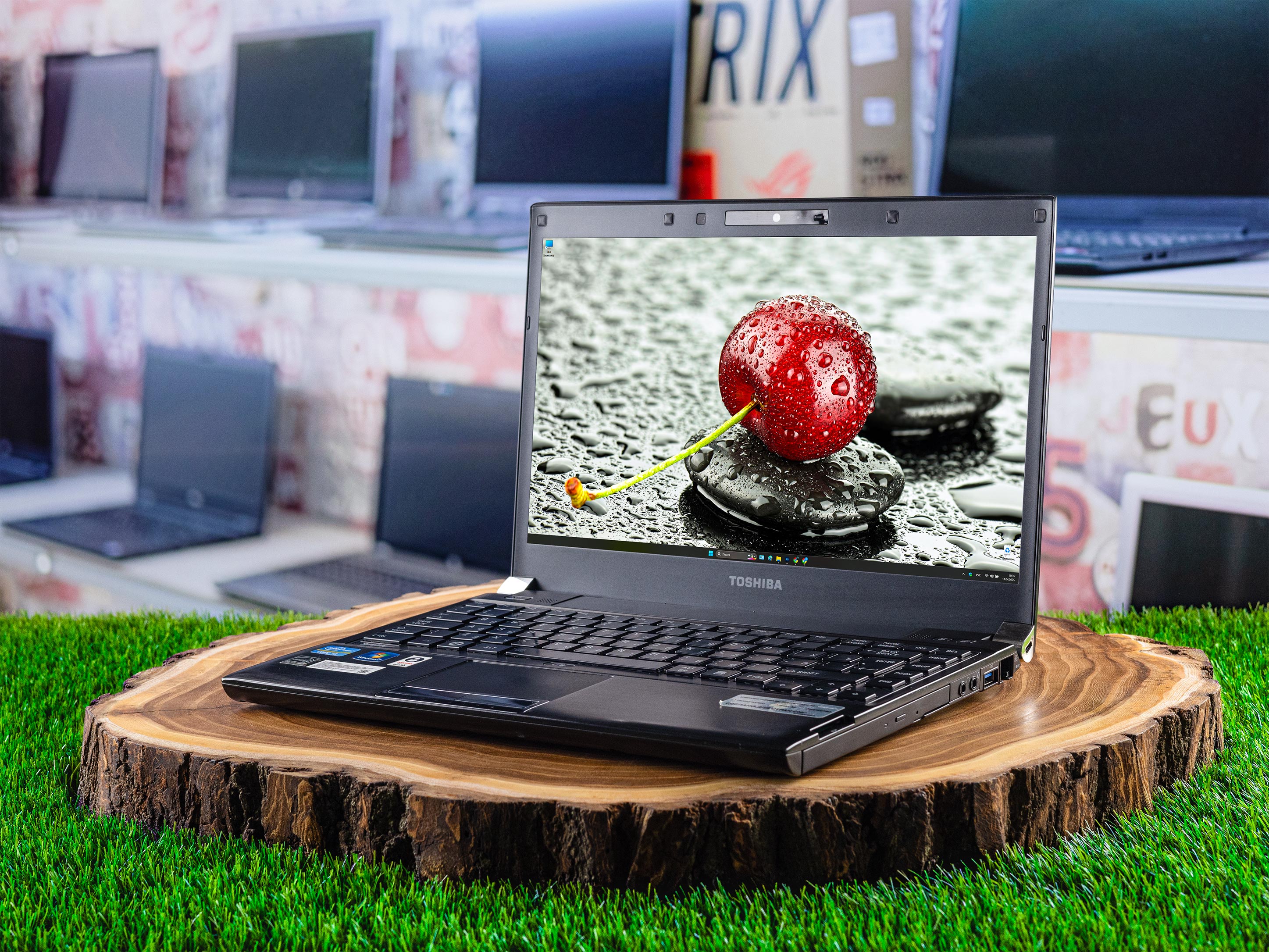 Ноутбук Toshiba R830-14h ID00358
