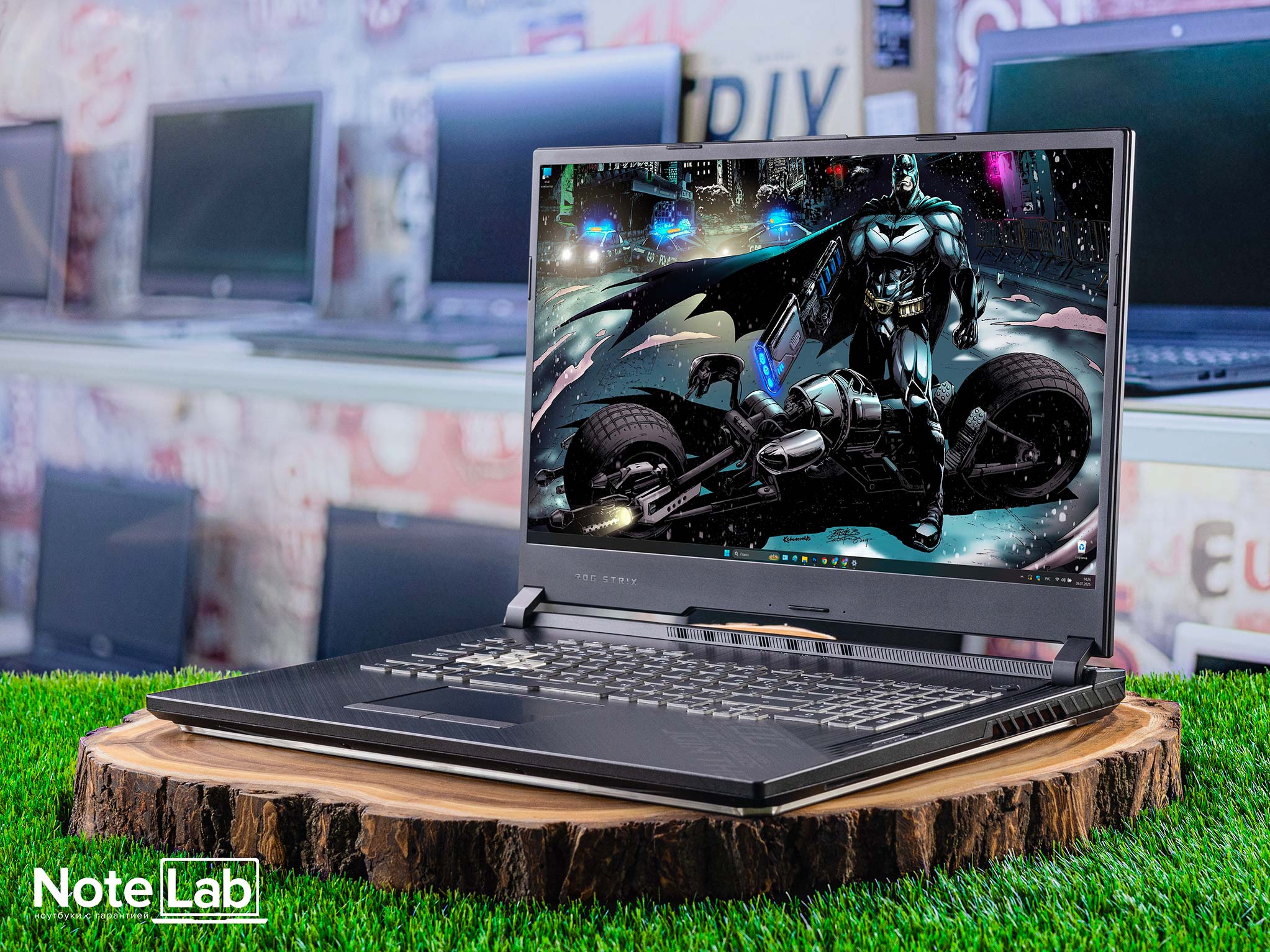 Игровой ноутбук ASUS ROG Strix G G712LWS-EV035 ID00444