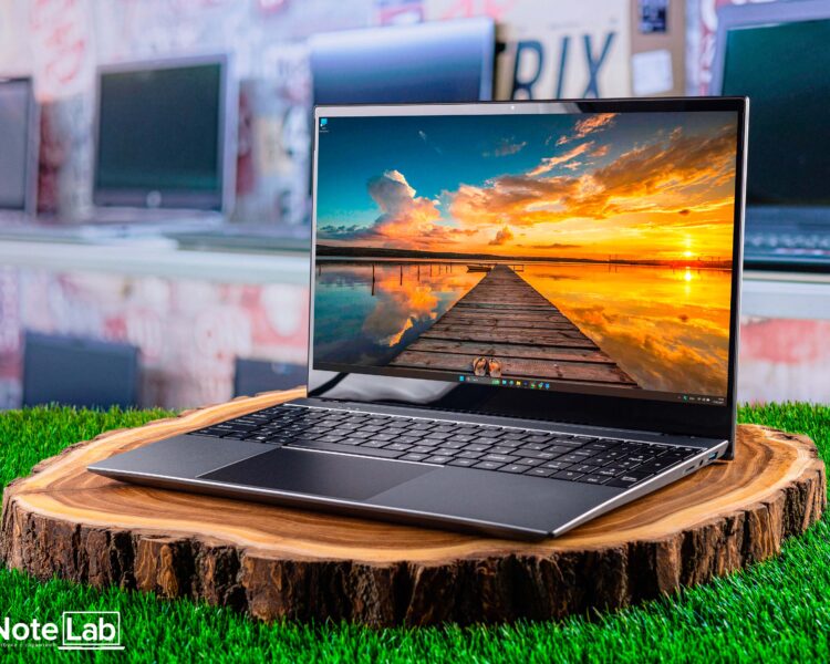 Ноутбук Passion 15i7 ID00320