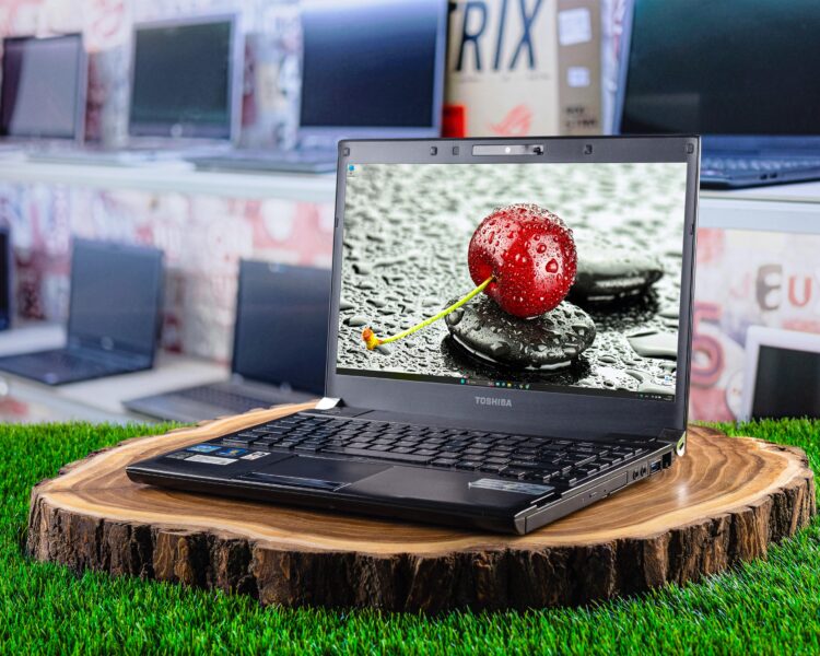 Ноутбук Toshiba R830-14h ID00358