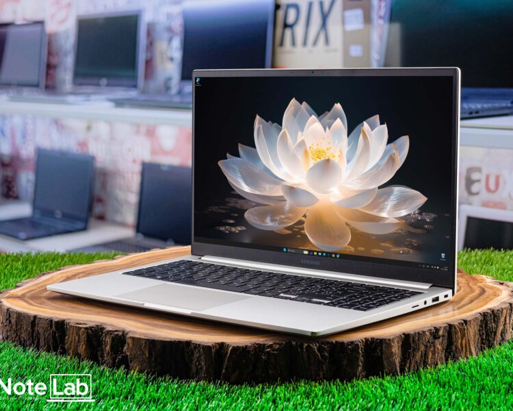 Ноутбук Samsung Galaxy Book3 NP754XFG-KB3IT ID00502